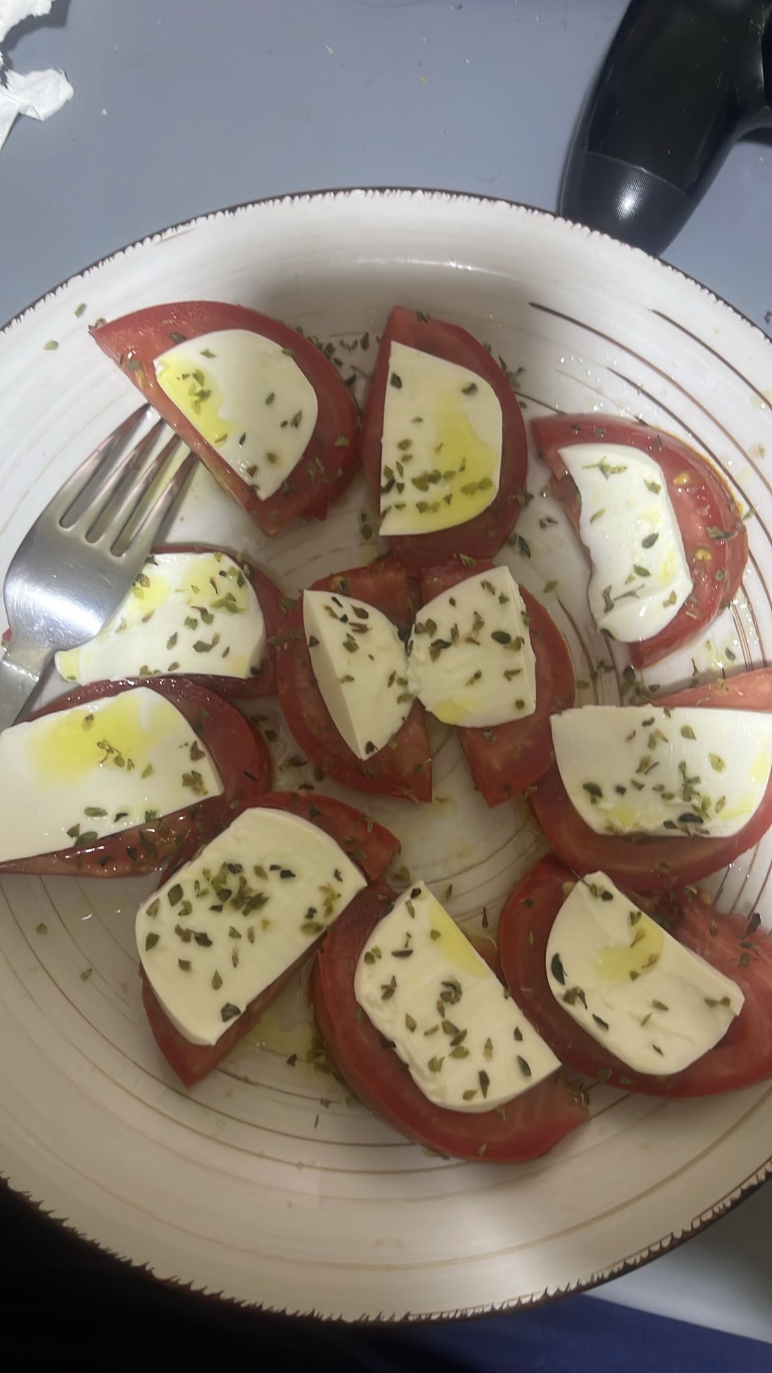 ensalada caprese simple