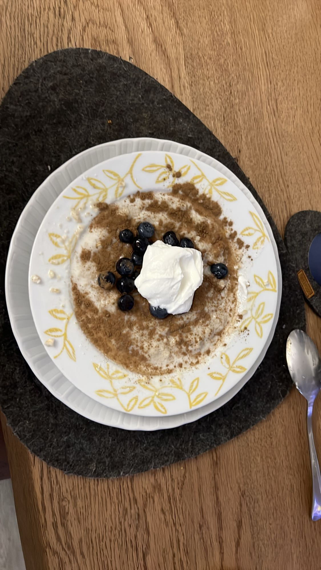 Porridge con mirtilli