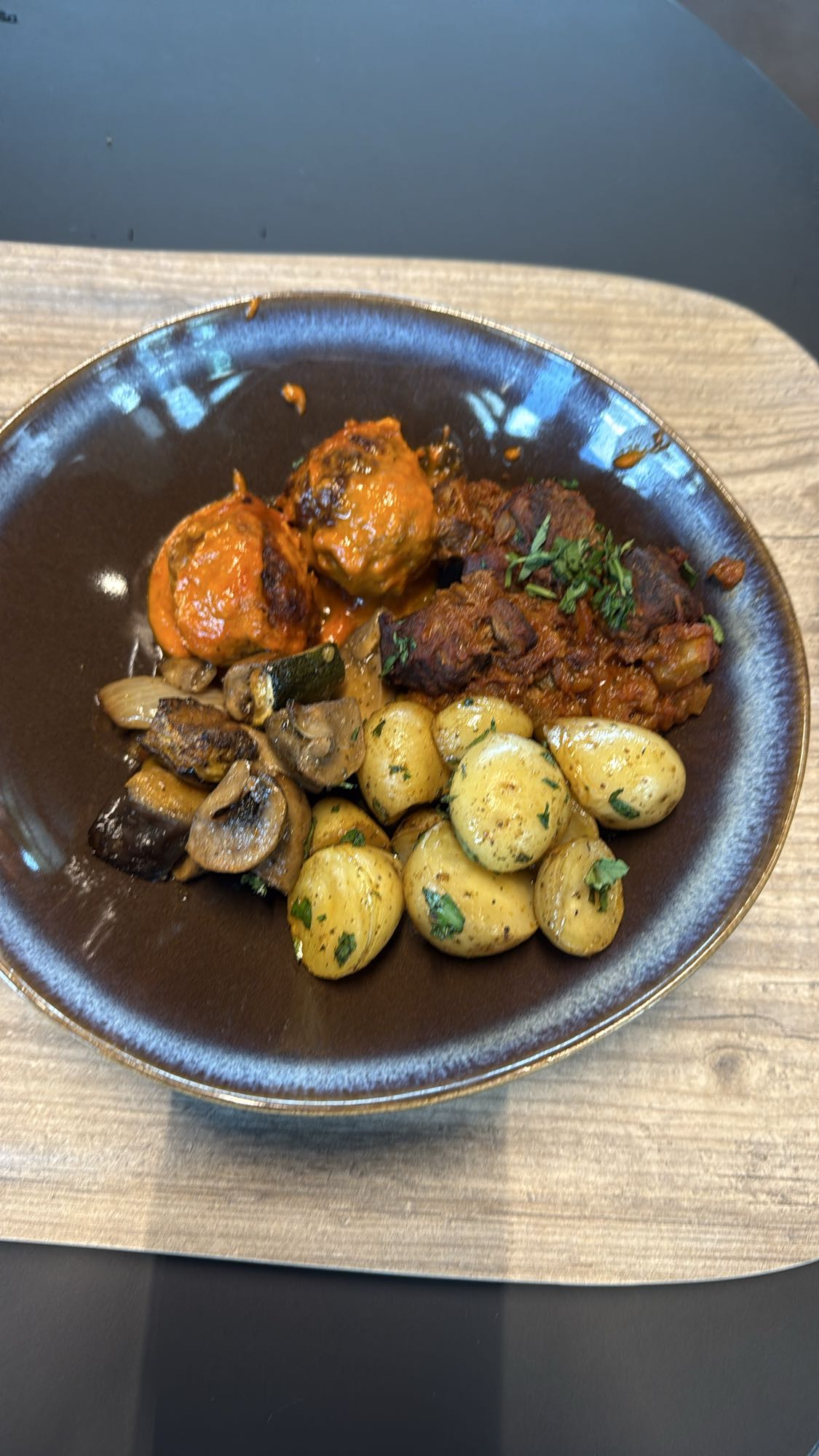 Chicken Balls and Potatoes with Mutton