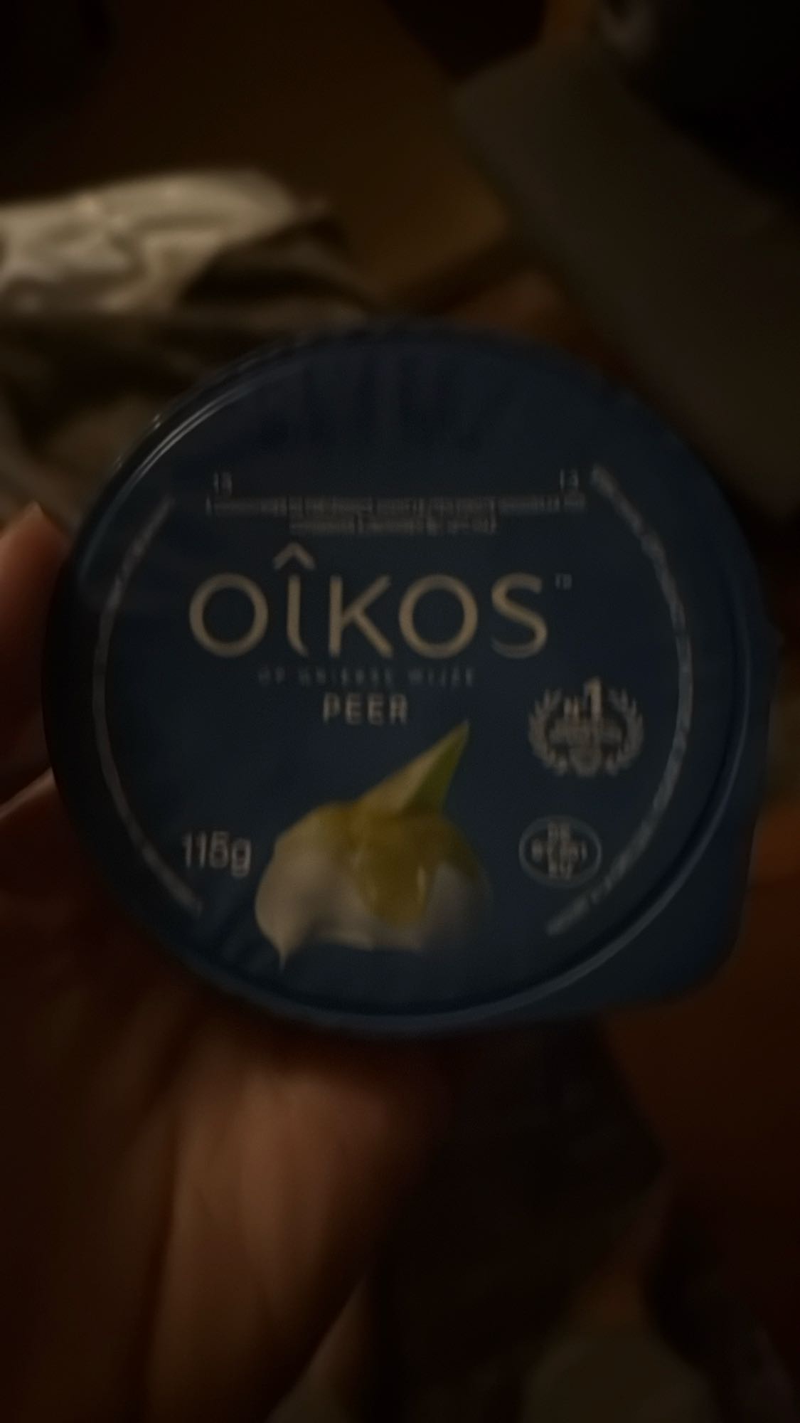 Oikos peer yoghurt