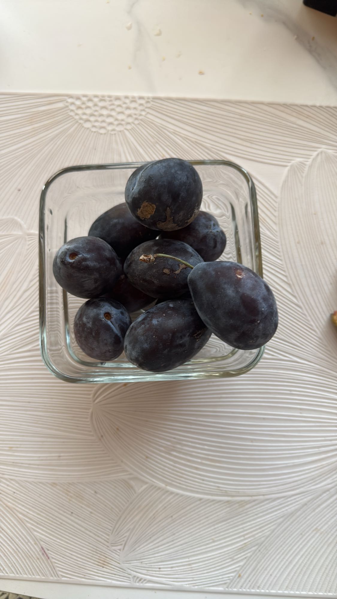 Prune proaspete