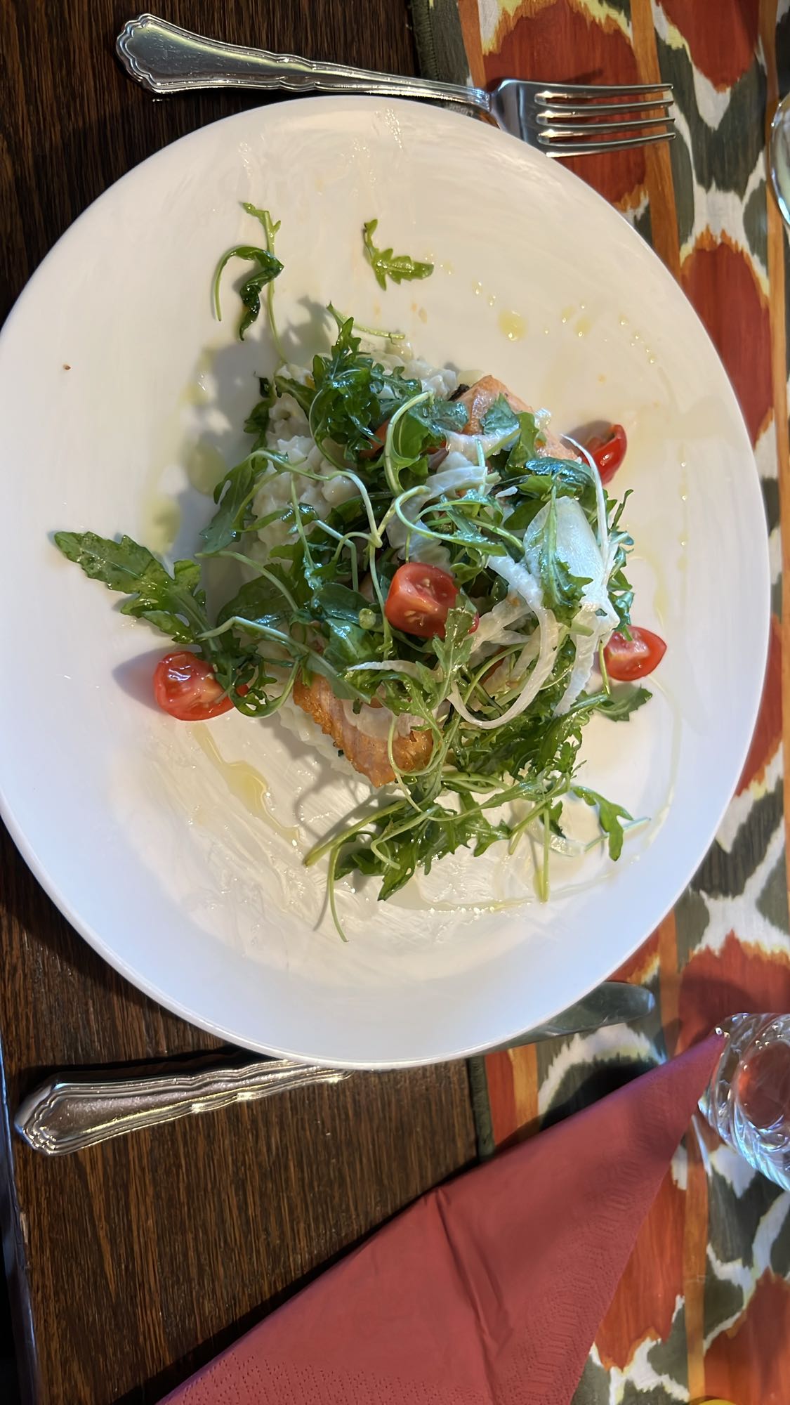 Lachs mit Rucolasalat