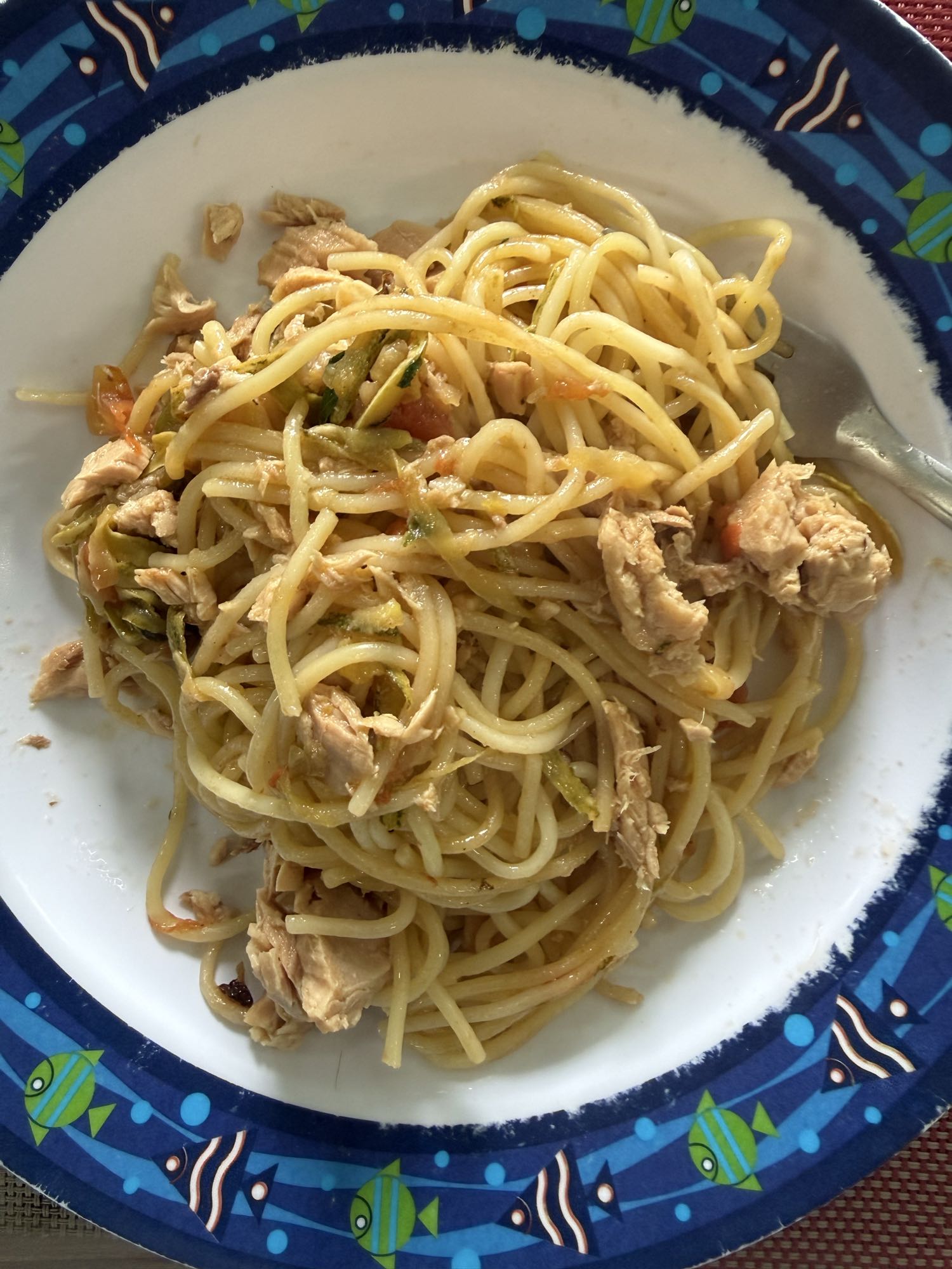 Espaguete com frango