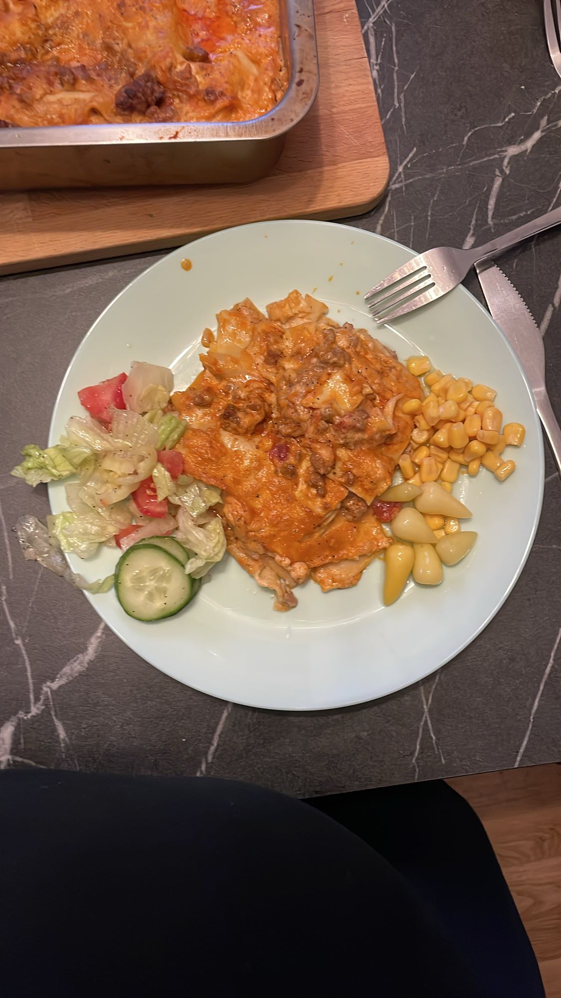 Lasagne med sallad