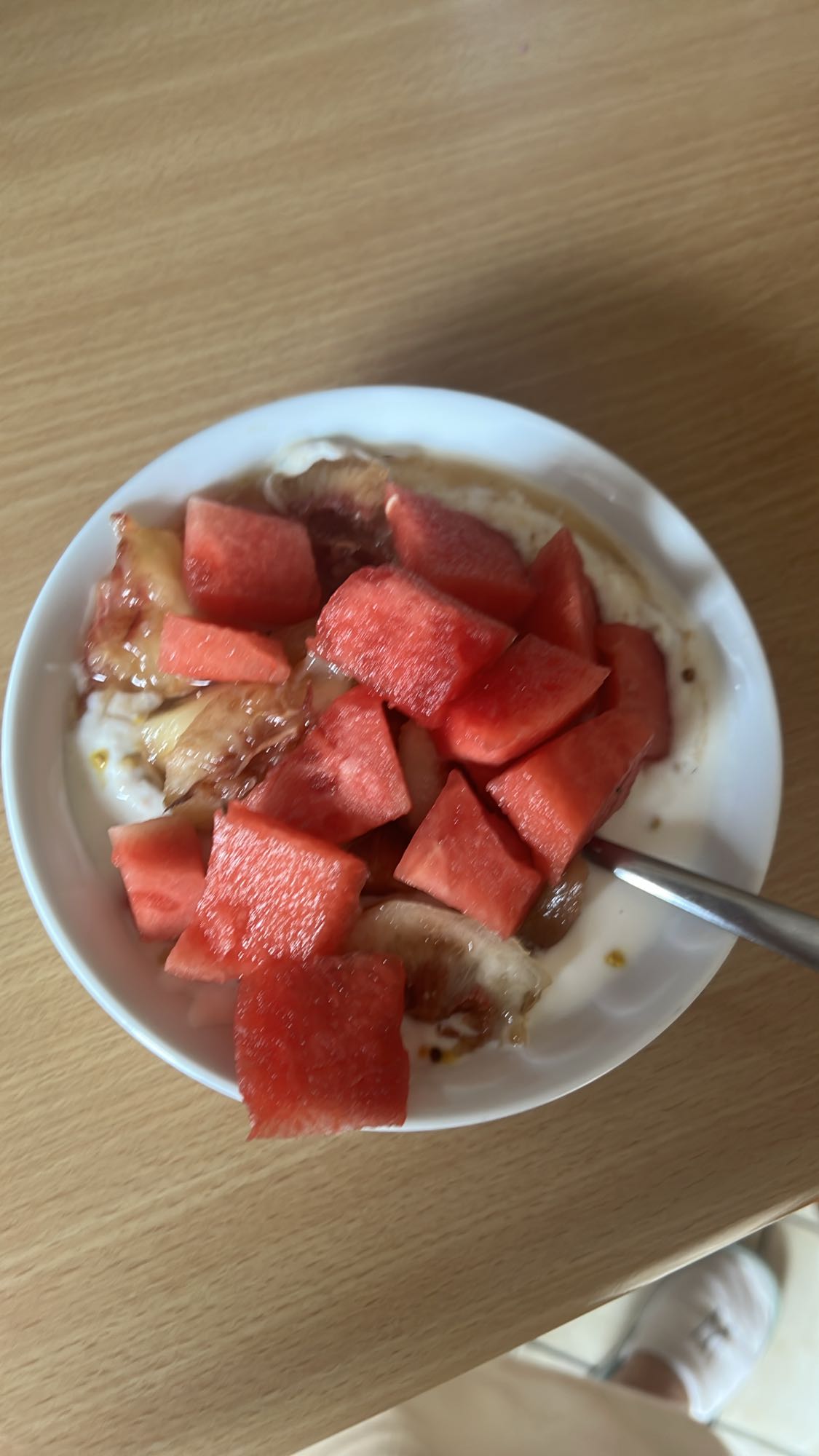 Jogurt z arbuzem i figą