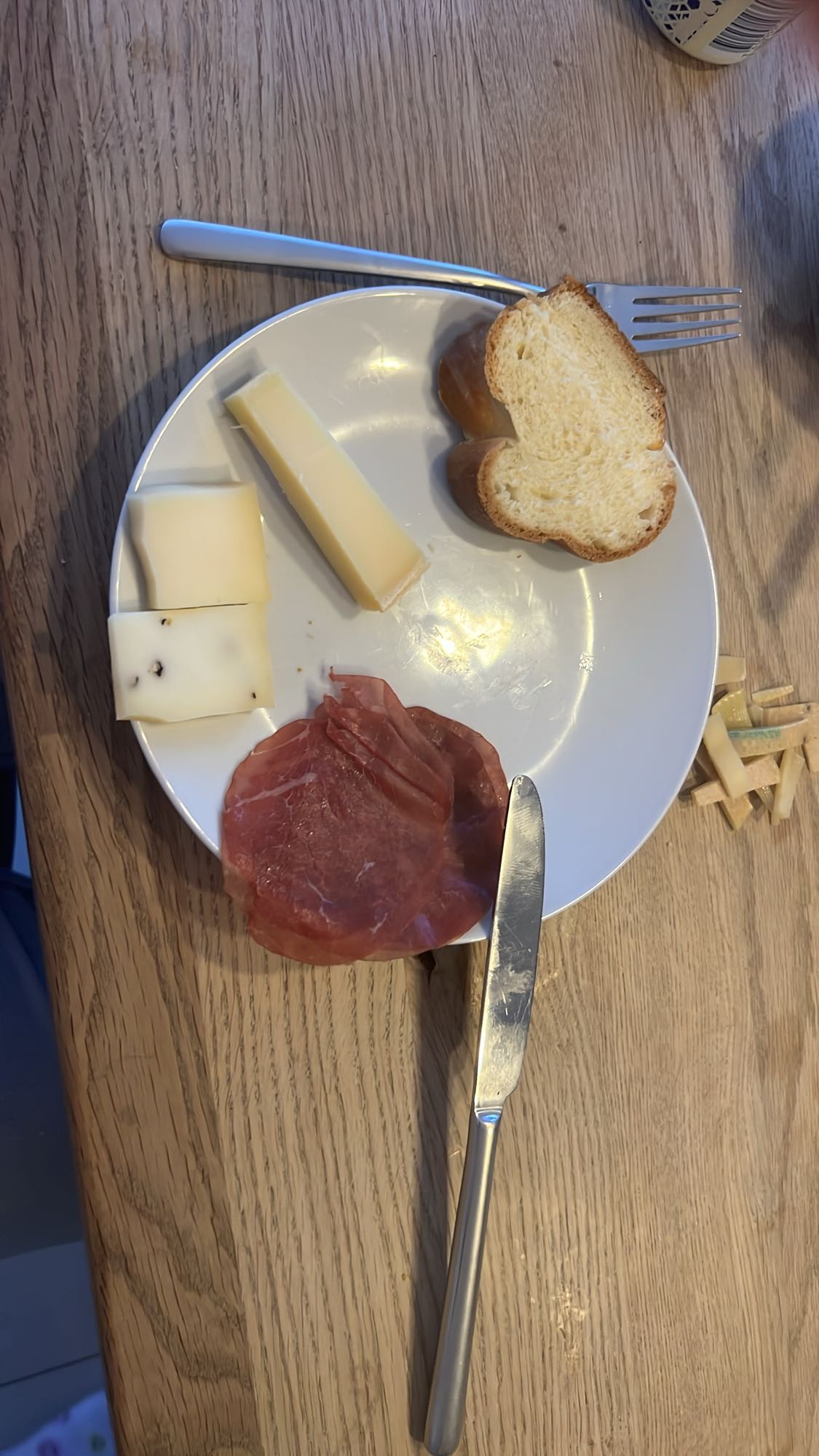 Käse Brot und Schinken