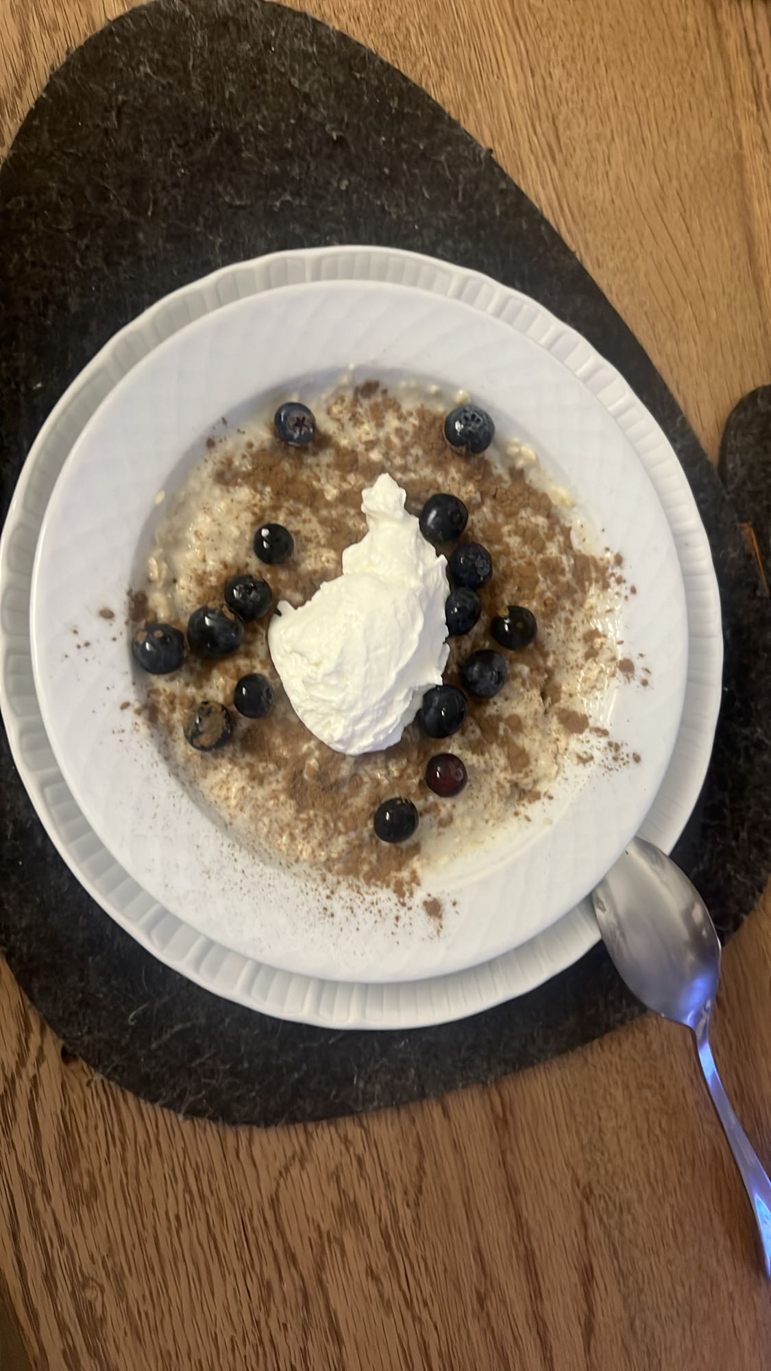 Porridge ai mirtilli