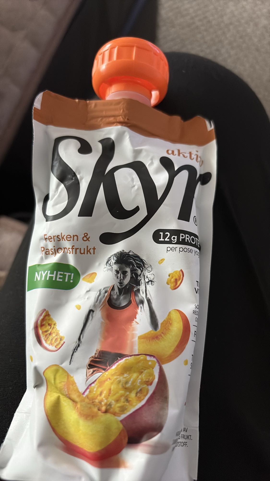 Skyr fersken pasjonsfrukt