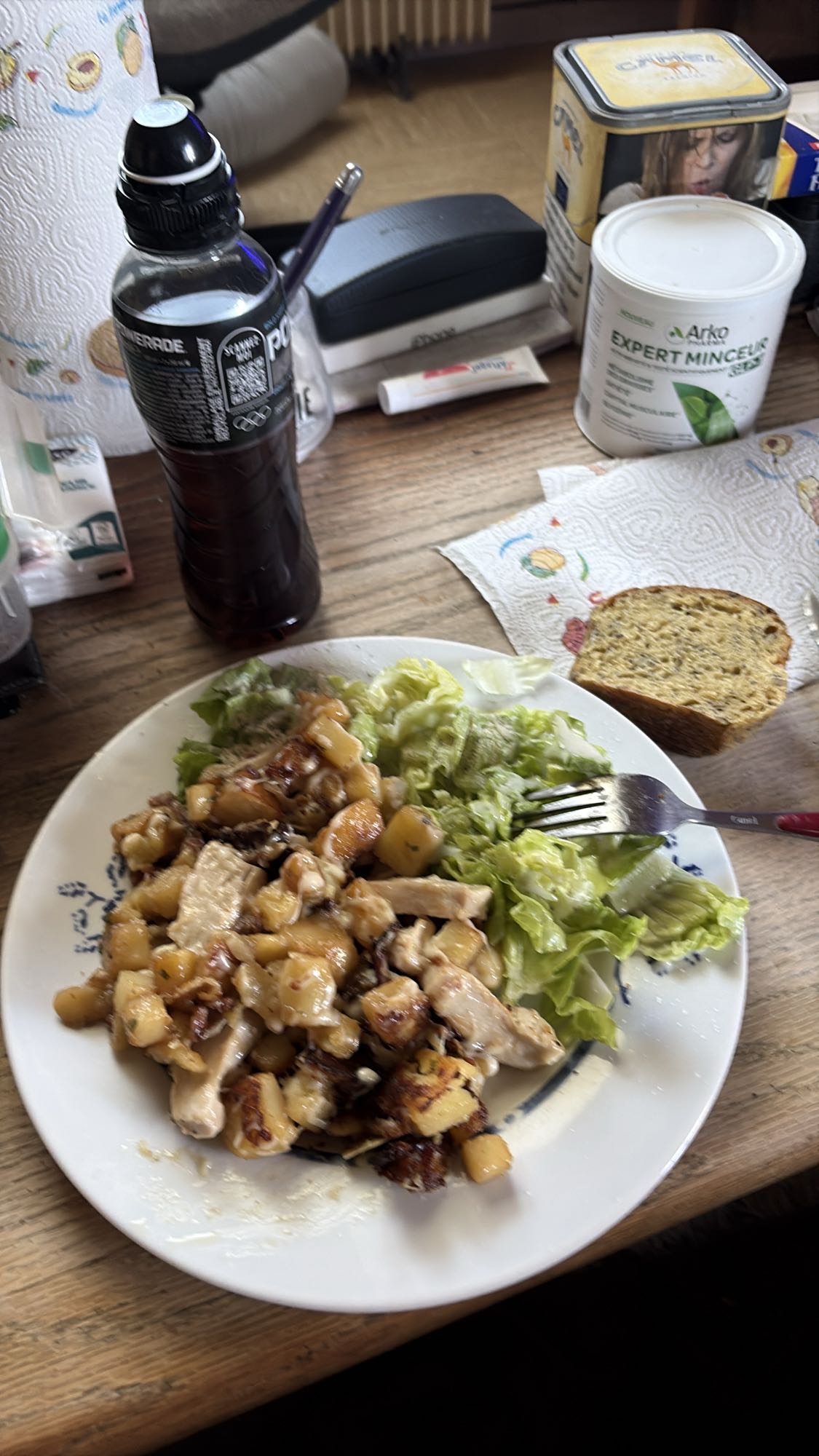 Poulet gnocchis salade