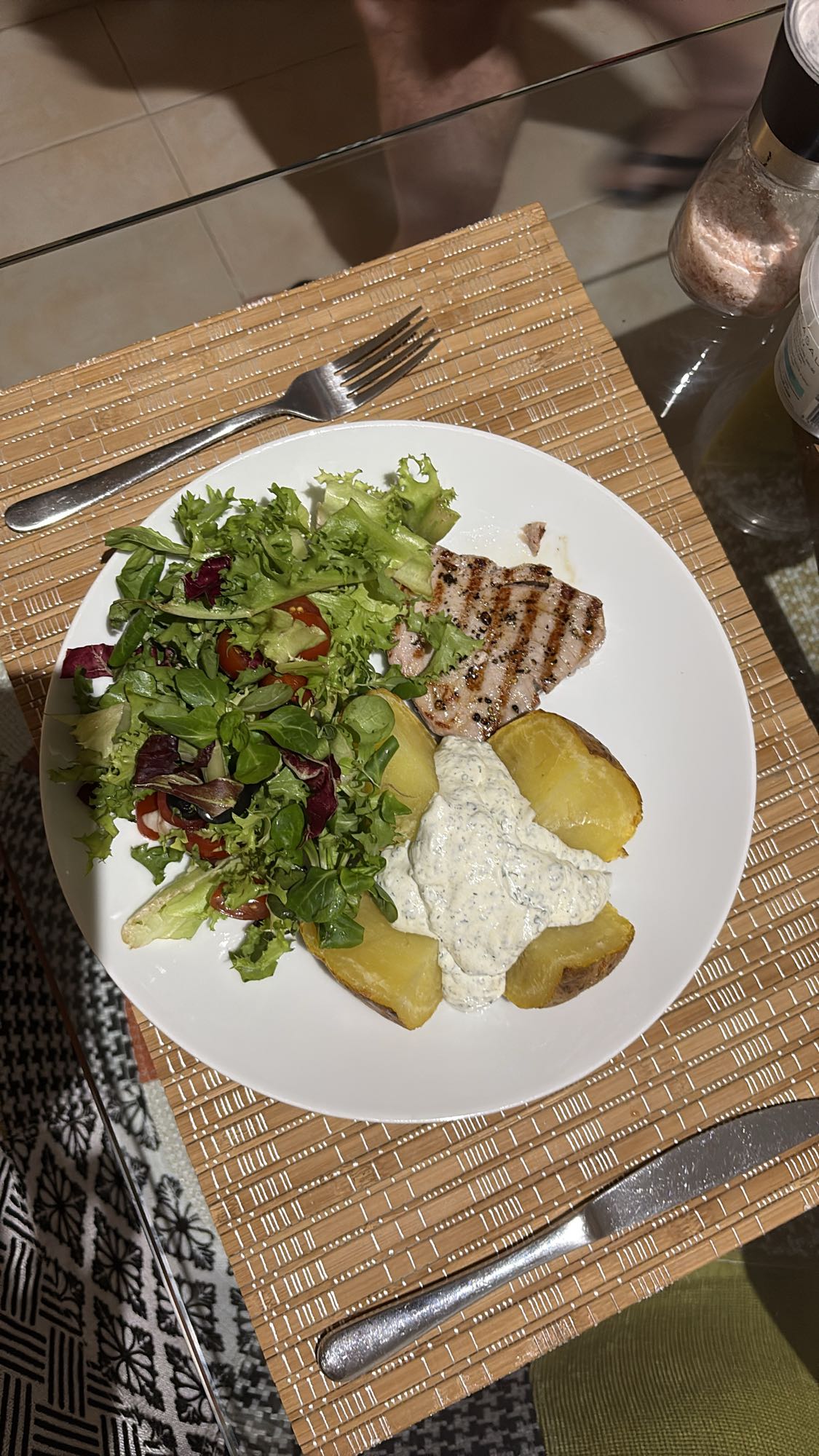 Grilled Tuna Steak Plate