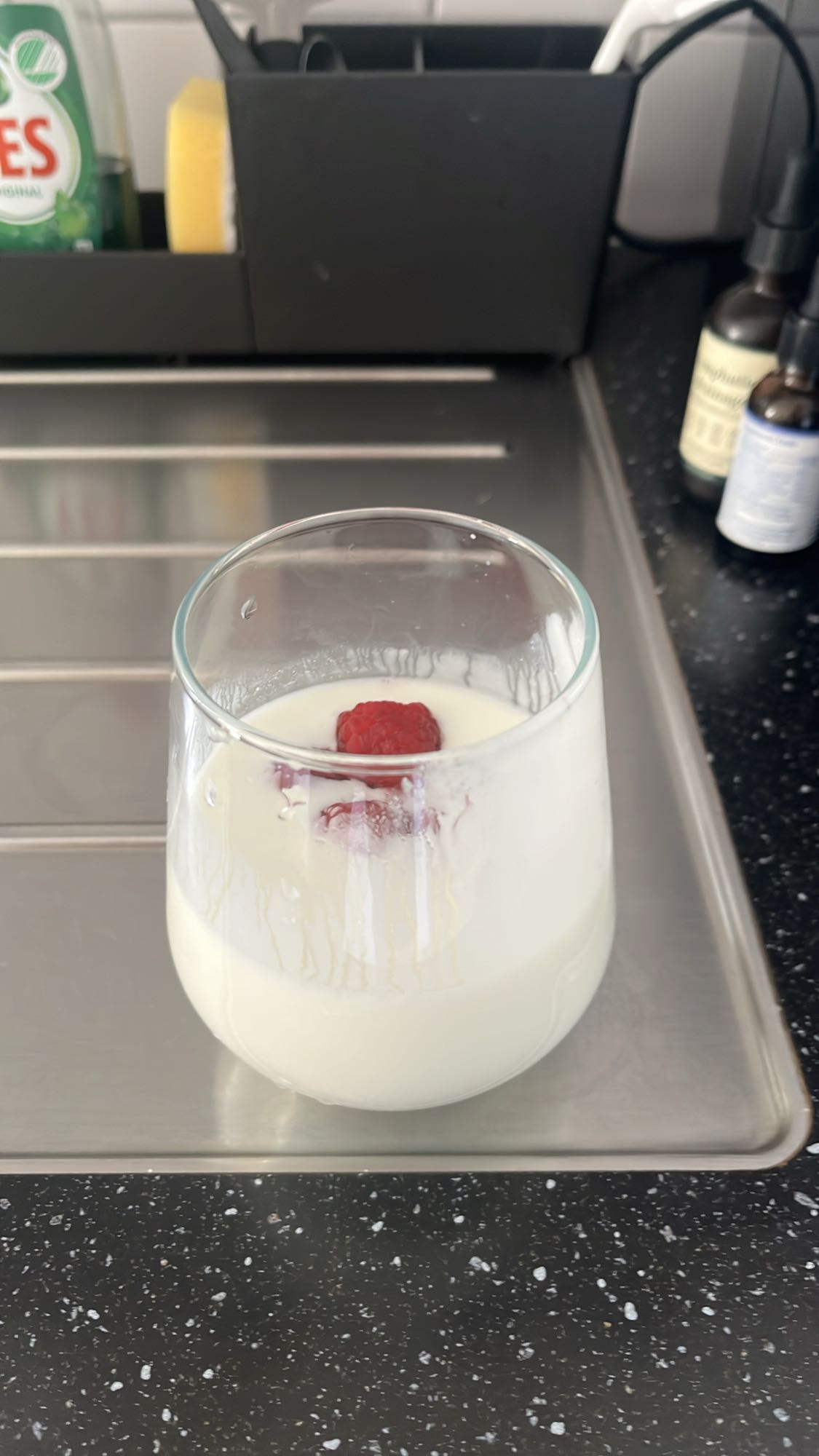 Yoghurt med hallon
