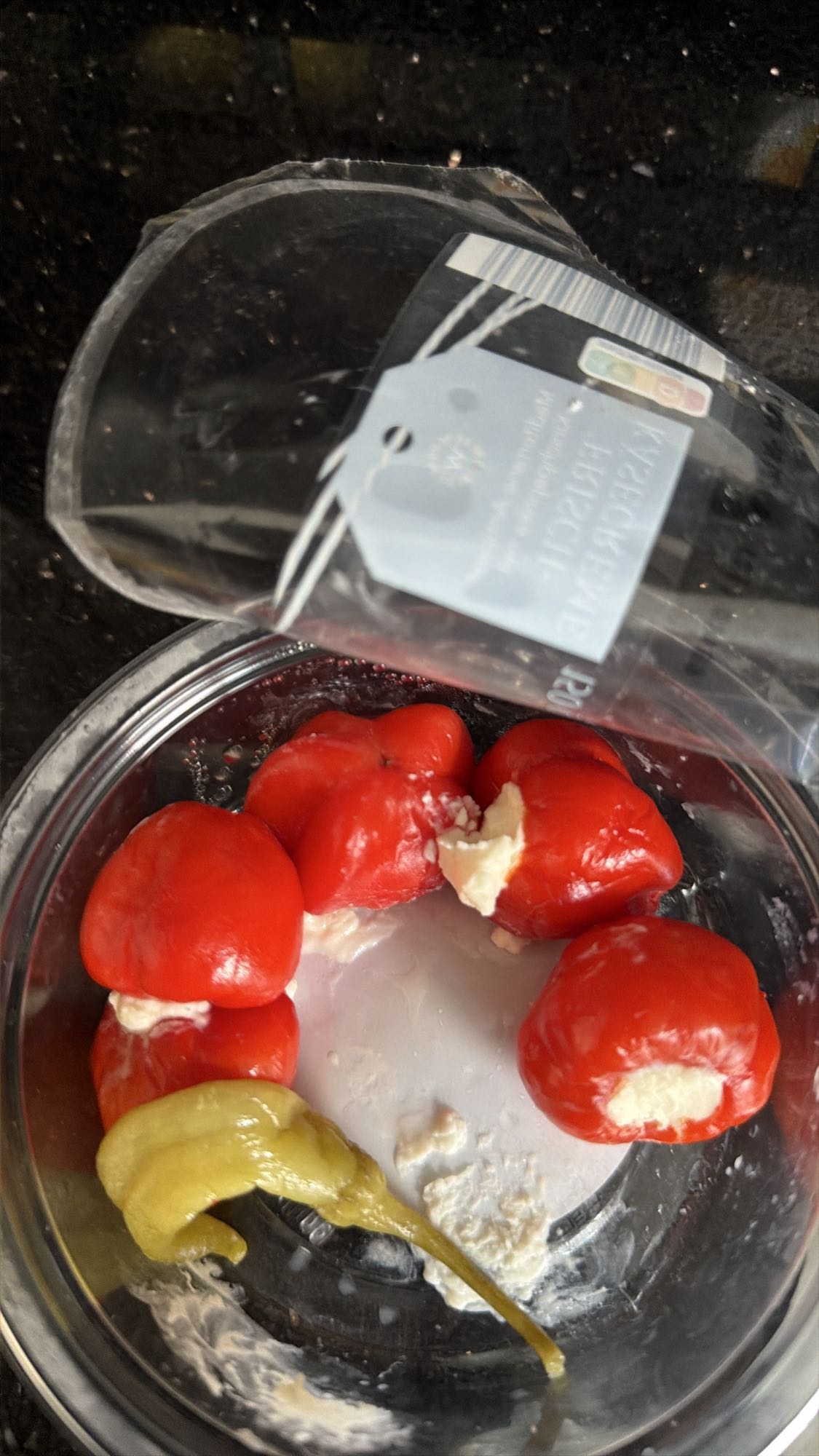 Gefuellte Kirschpaprika