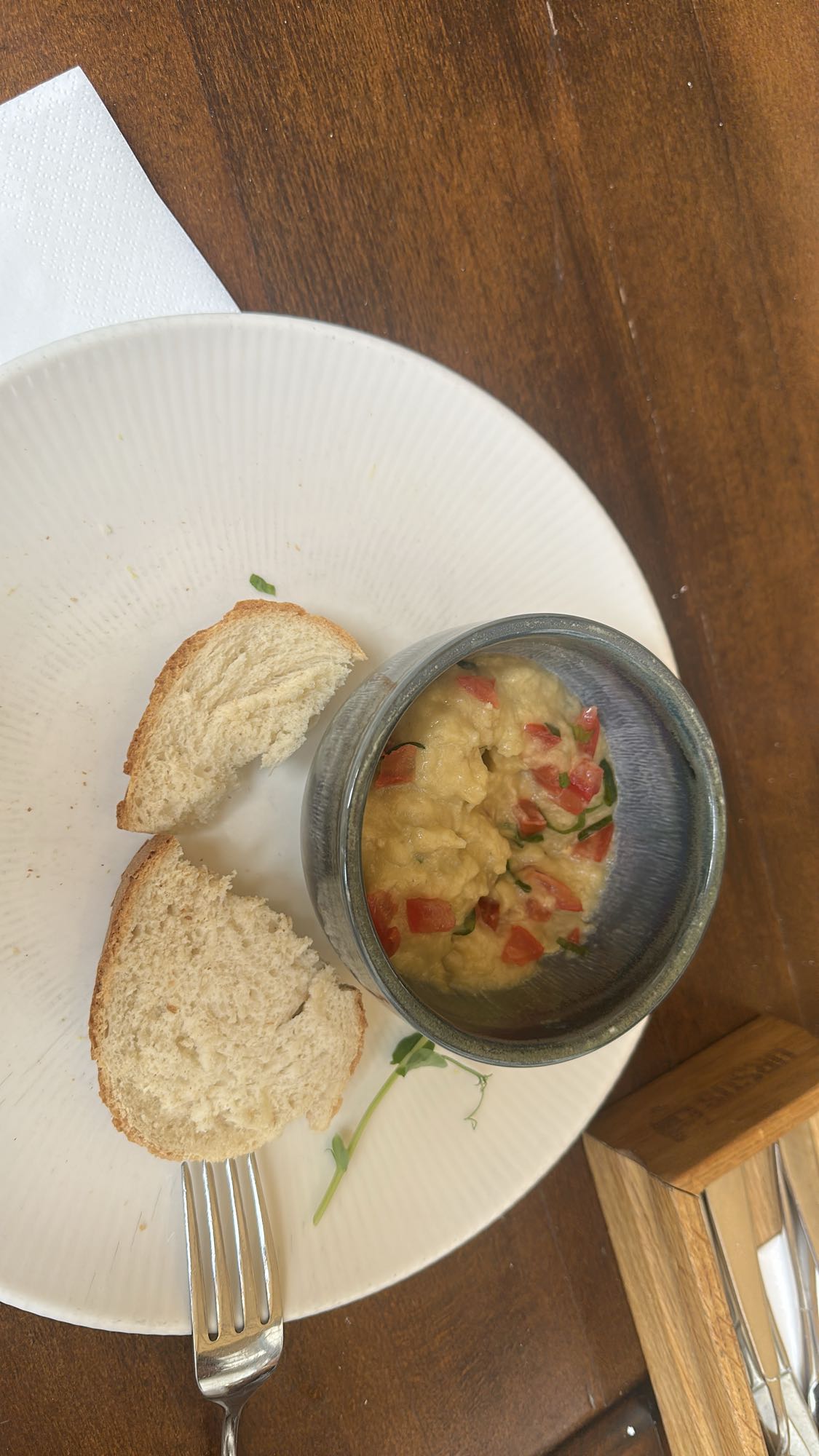 Hummus with Bread