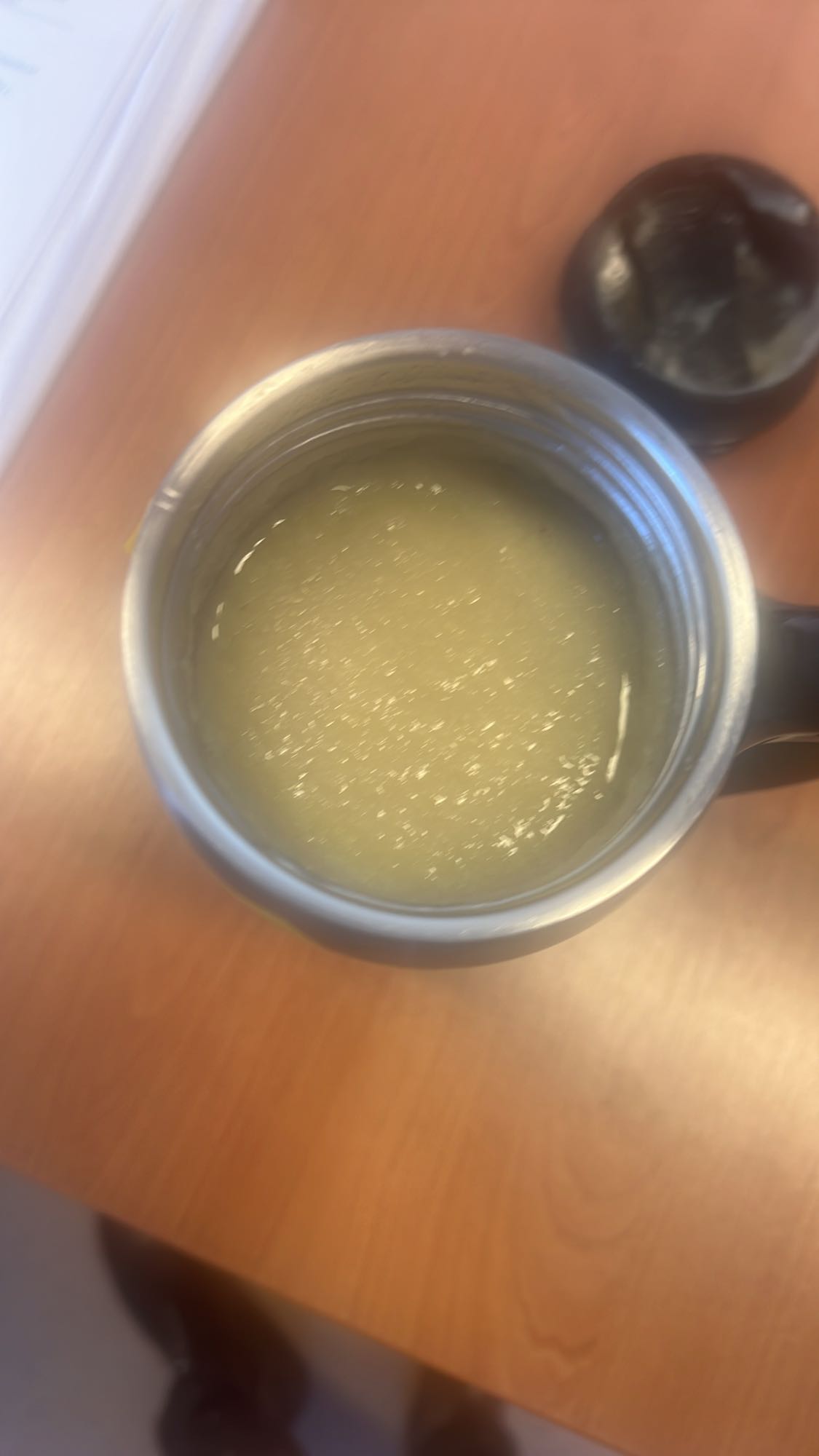 Smoothie z liści kapusty, jabłka i banana