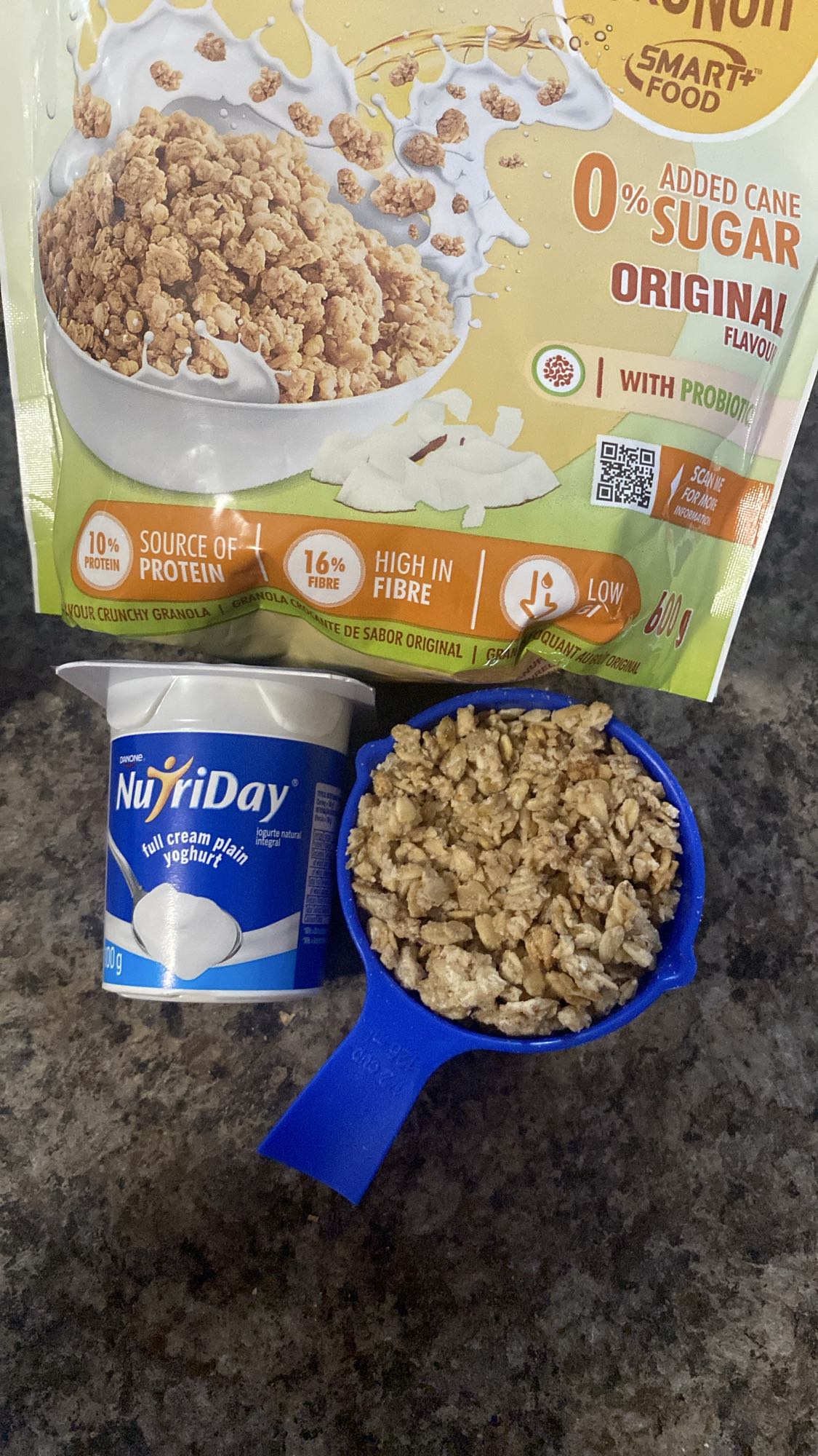 Granola with Yoghurt