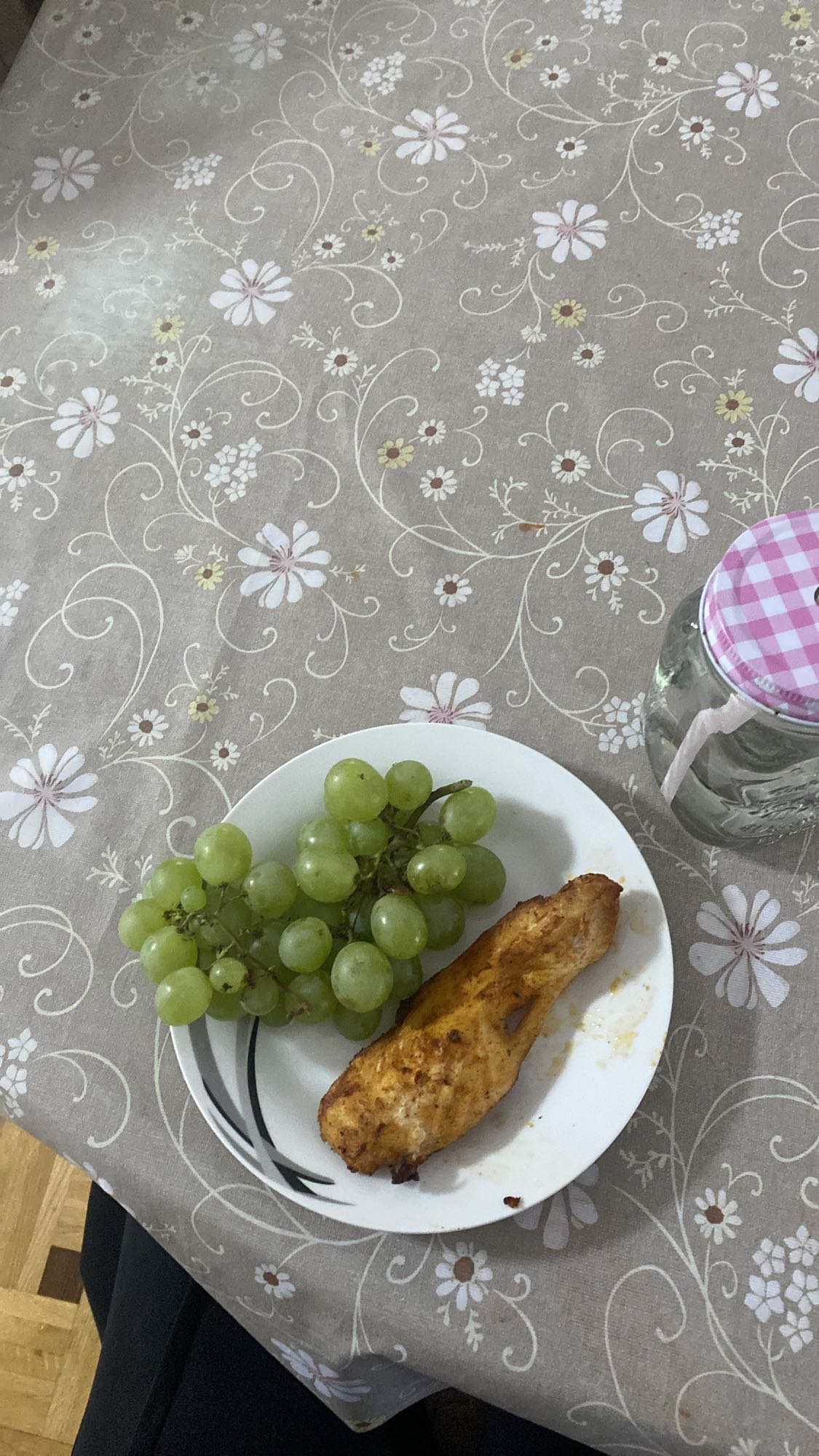 Chicken and Grapes