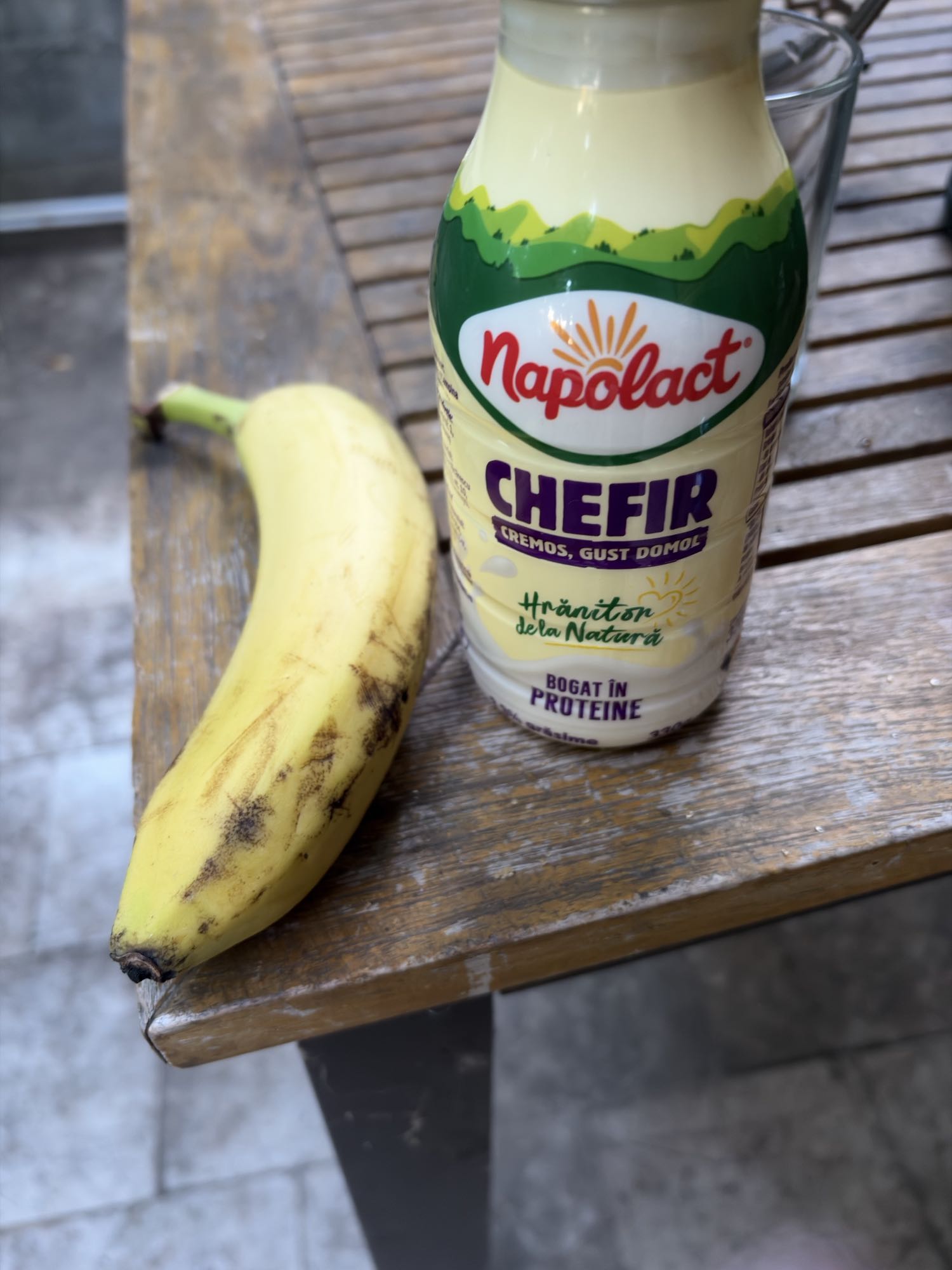 Banană cu chefir