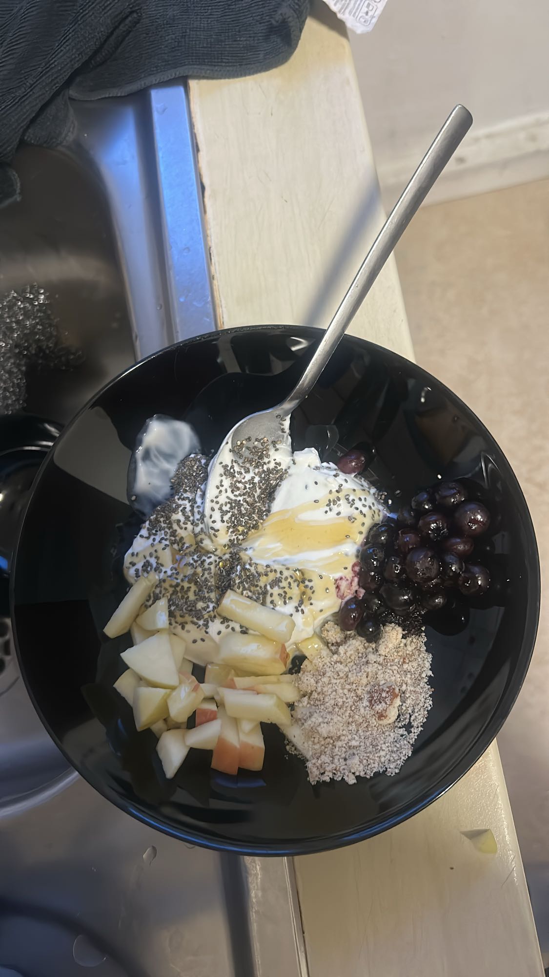 Joghurt-Bowl mit Obst