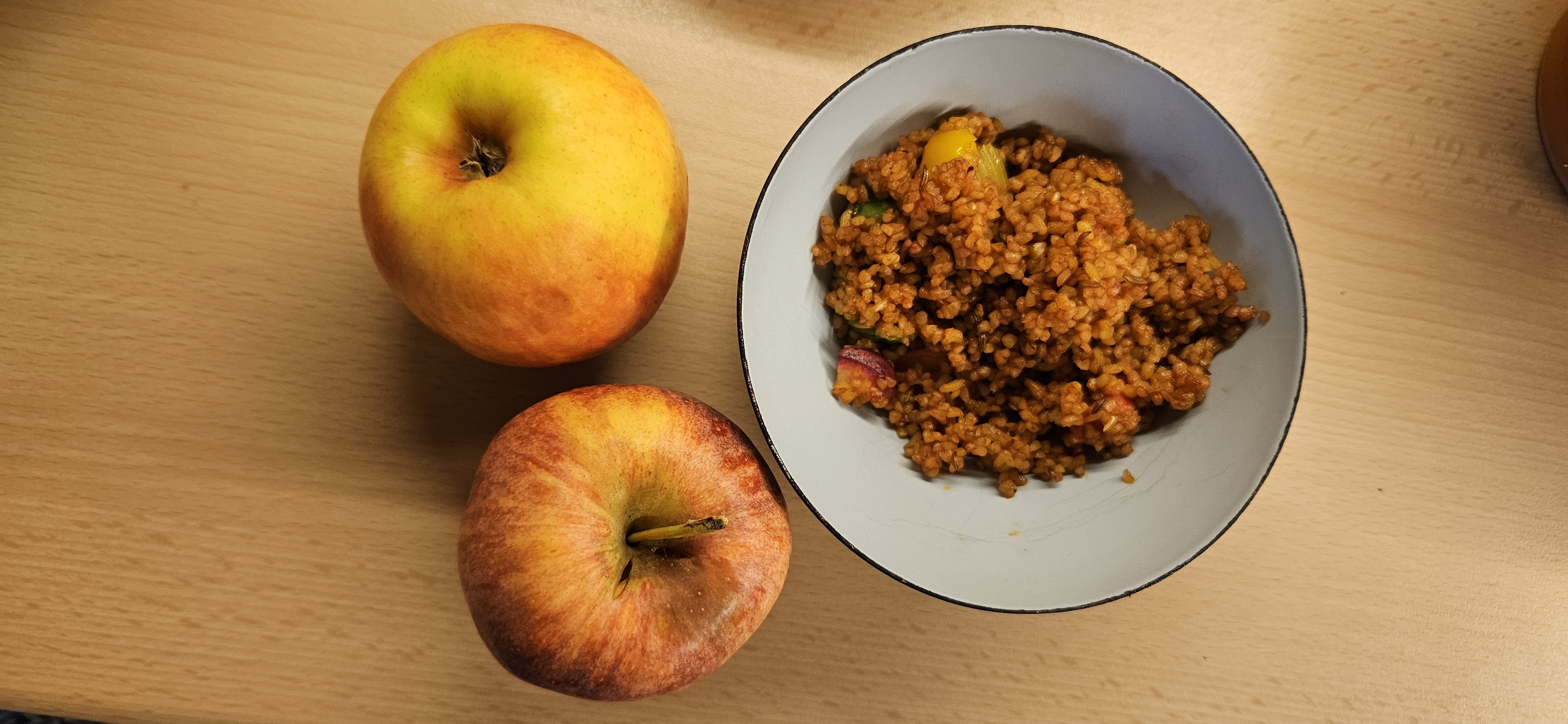 Bulgur Bowl with Apples
