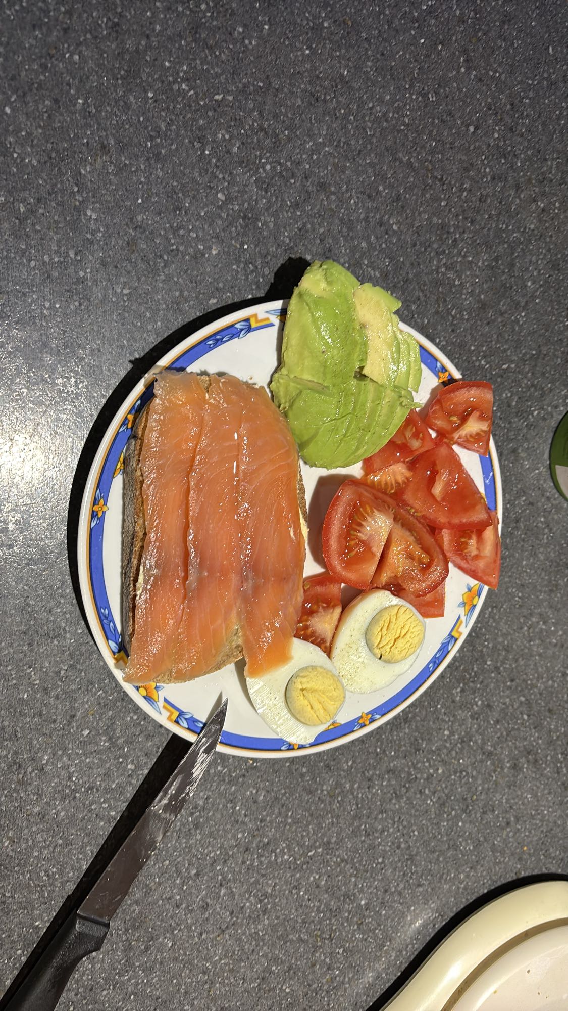 Tartine saumon avocat