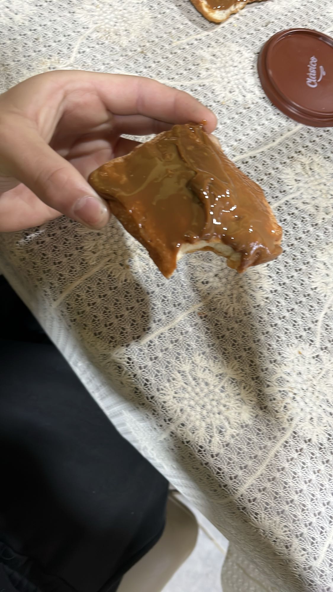 2 tortafritas con dulce de leche