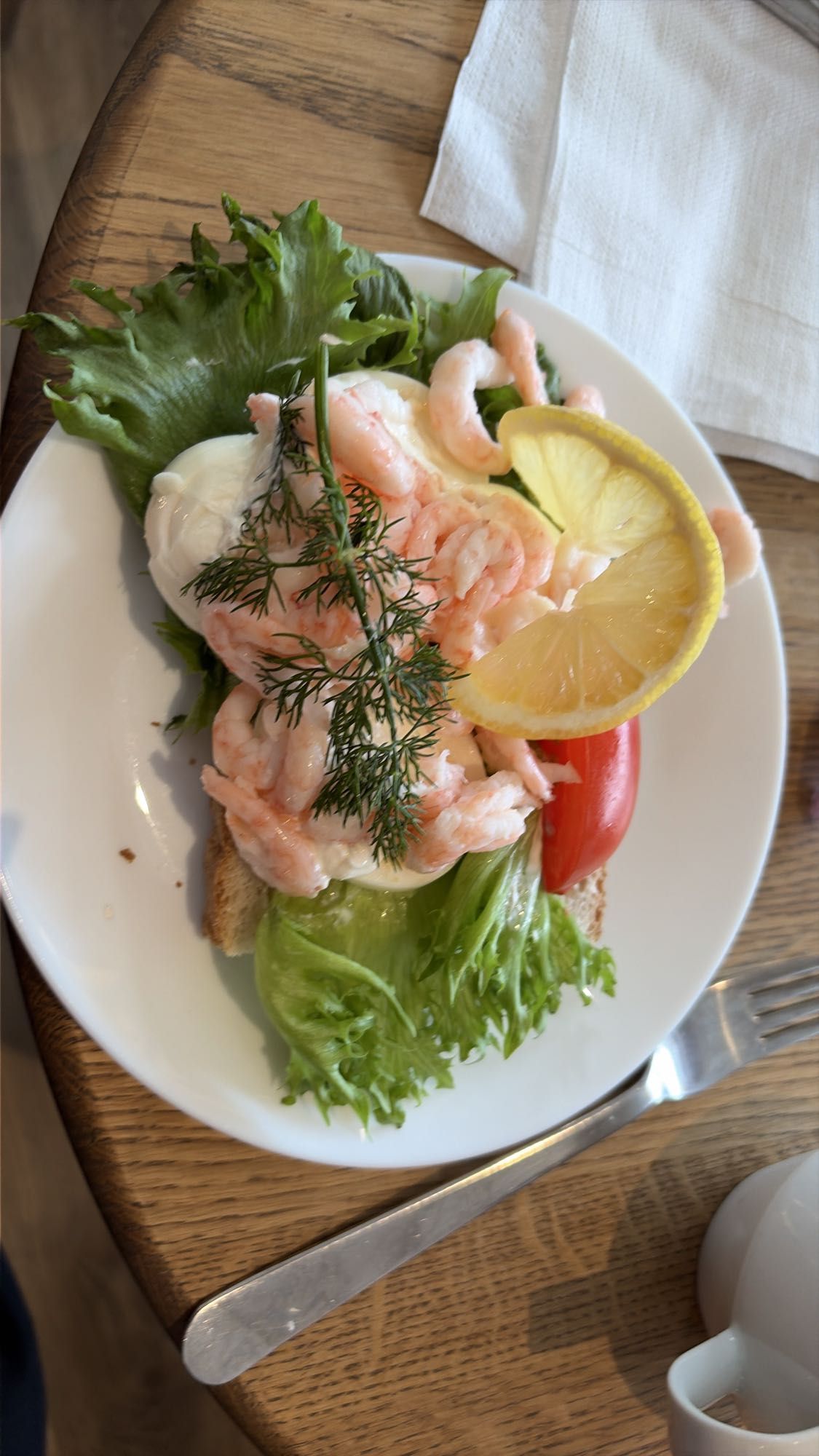 Räkmacka med ägg