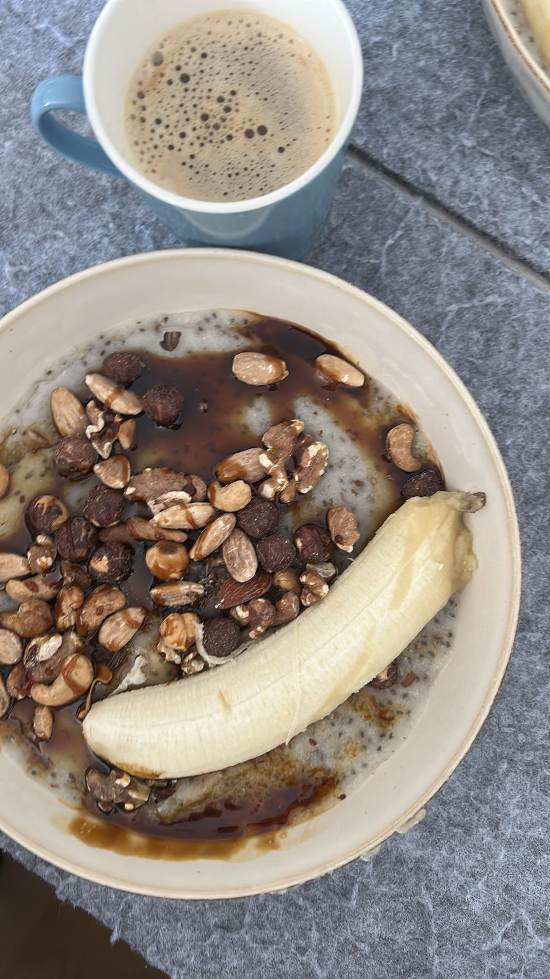 gachas con banana y café