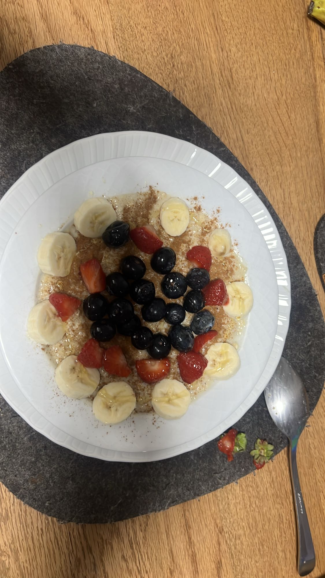 Porridge con frutta