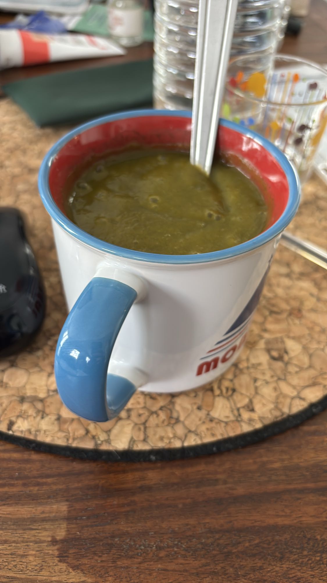 Soupe de légumes verts