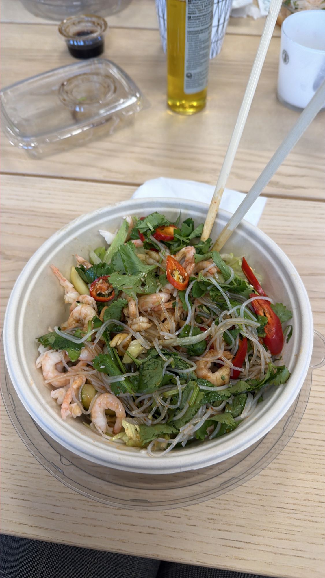 Glasnudelsallad med räkor