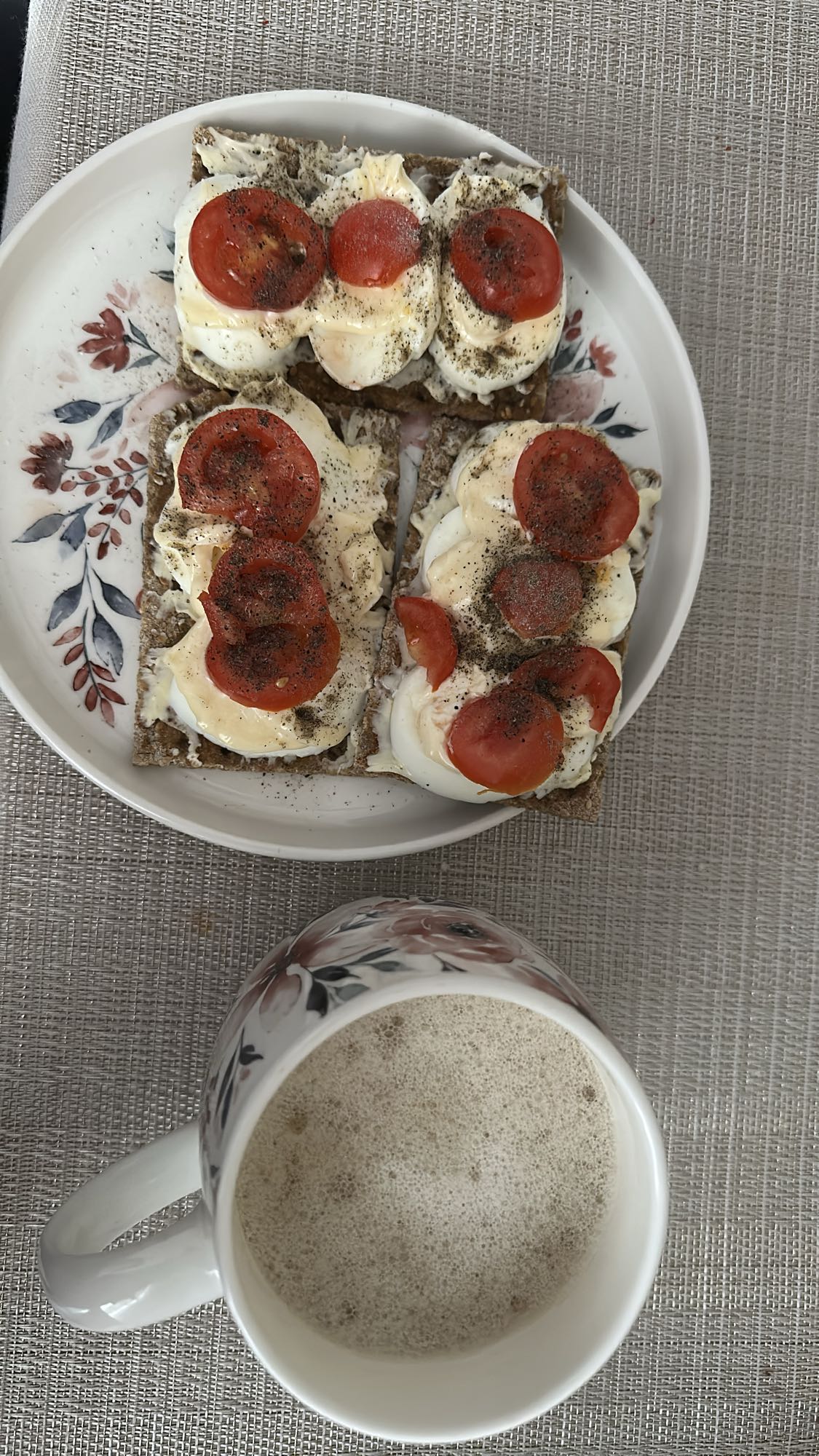 Pieczywo z jajkiem