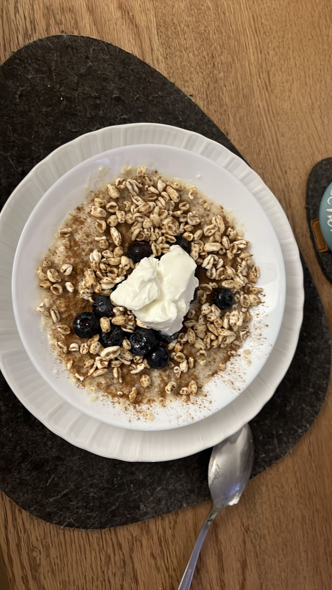 Porridge con mirtilli