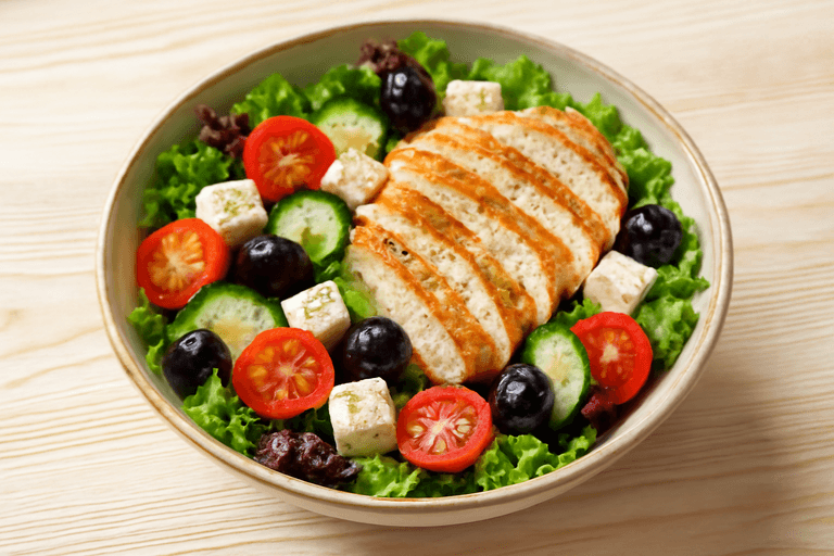 Ensalada de Pollo Mediterránea Ligera
